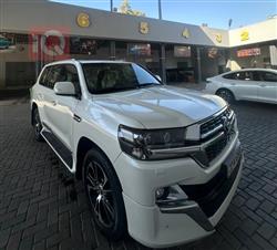 تۆیۆتا لاند کروزەر